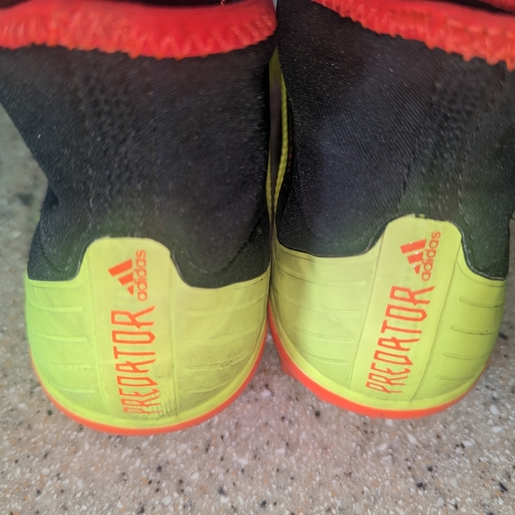 Adidas Predator Soccer Cleat - Picture 4 of 7